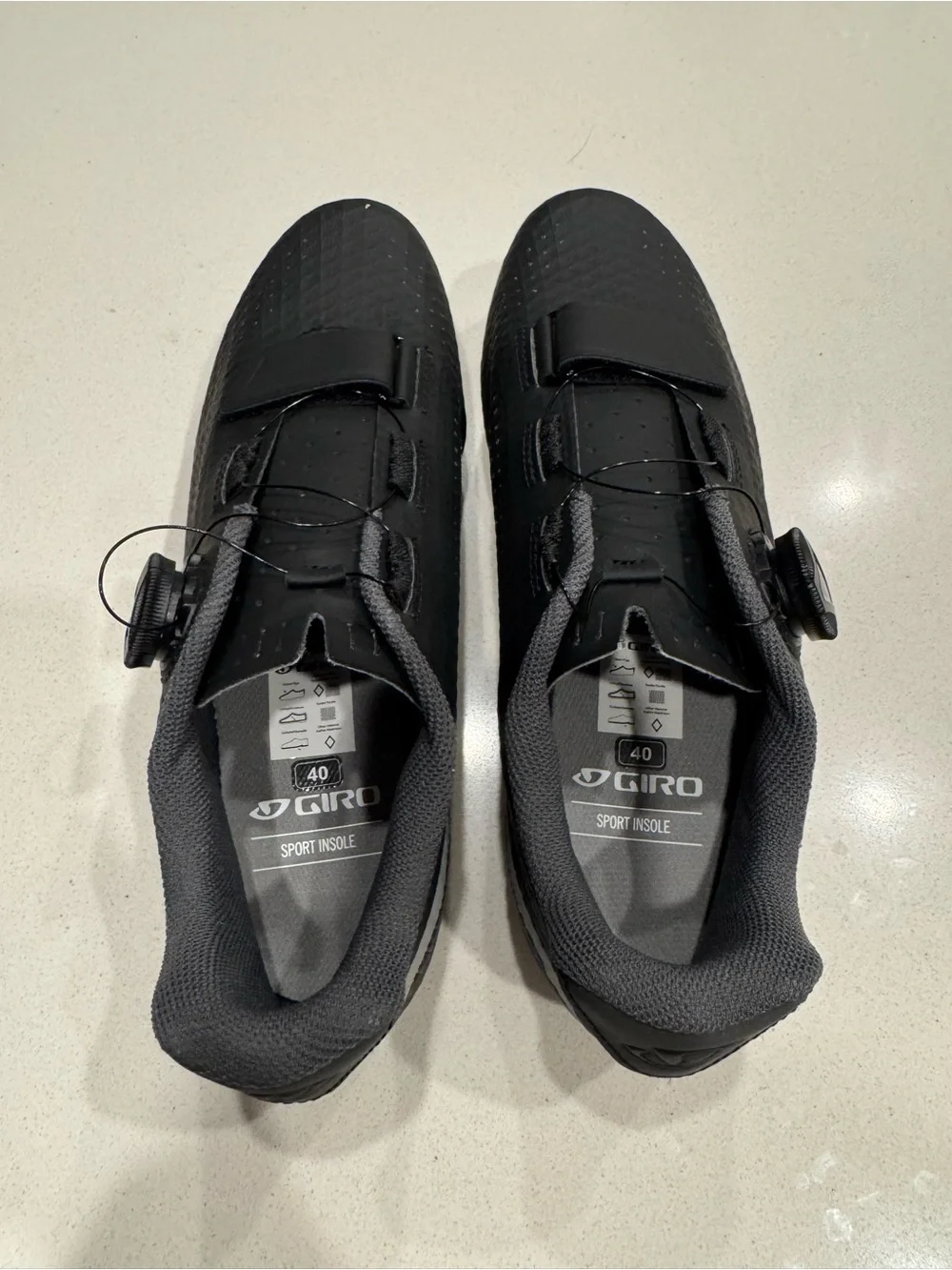 Giro Black Cycling Shoes with BOA Dial - Picture 4 of 4